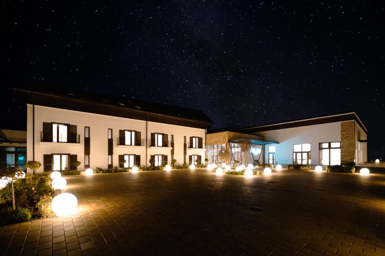 Crama Jelna Resort & Spa Orheiu Bistritei Exterior foto